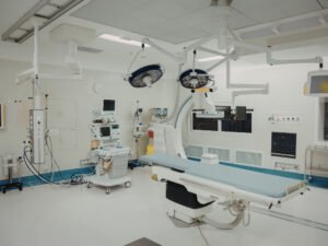 Medo de precisar operar? Entenda quando a cirurgia realmente é indicada Dra Sarah Beirith